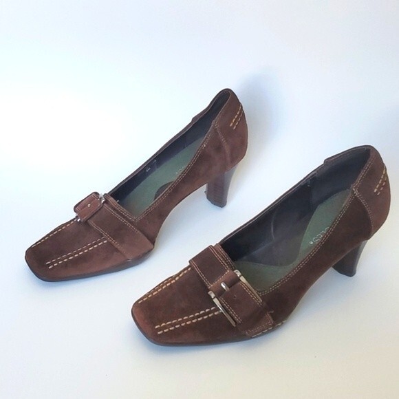 AEROSOLES BROWN SUEDE HEELS BUCKLE SQUARE TOE SIZE 8 CONTRAST STITCHING LOAFER - Picture 2 of 9